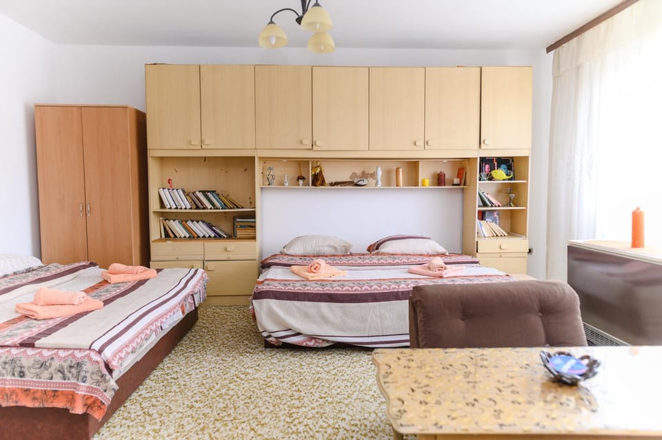 Living room, Bedroom