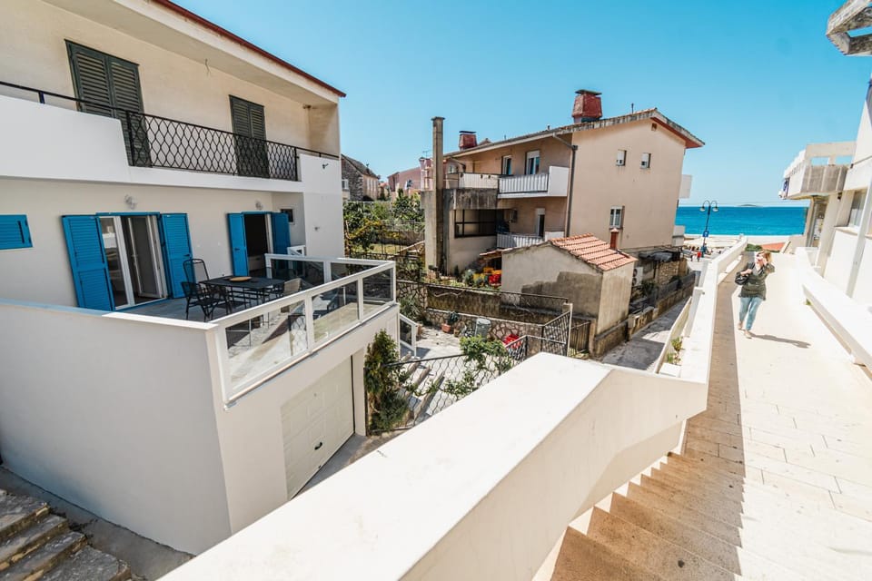 Property building, Day, Neighbourhood, Natural landscape, View (from property/room), Balcony/Terrace, Sea view, Street view