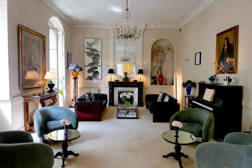 Living room, Lounge or bar, Seating area