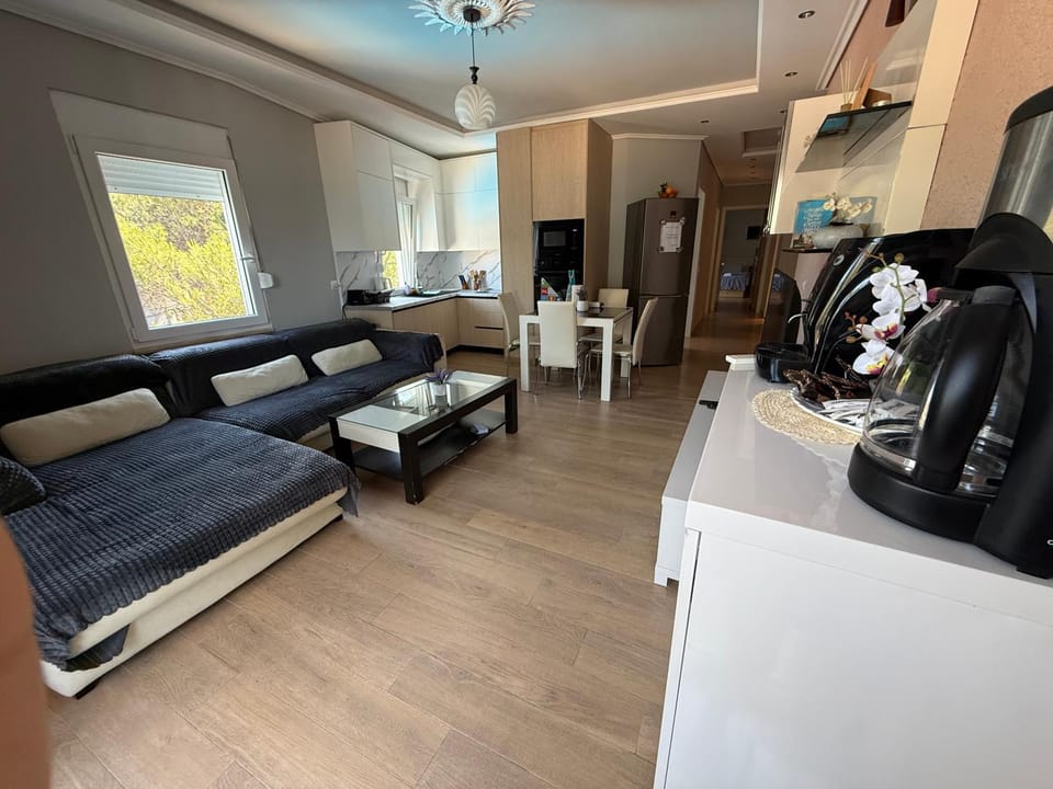 Mia's Sea View Apartment Apartment in Tirana County, Albania