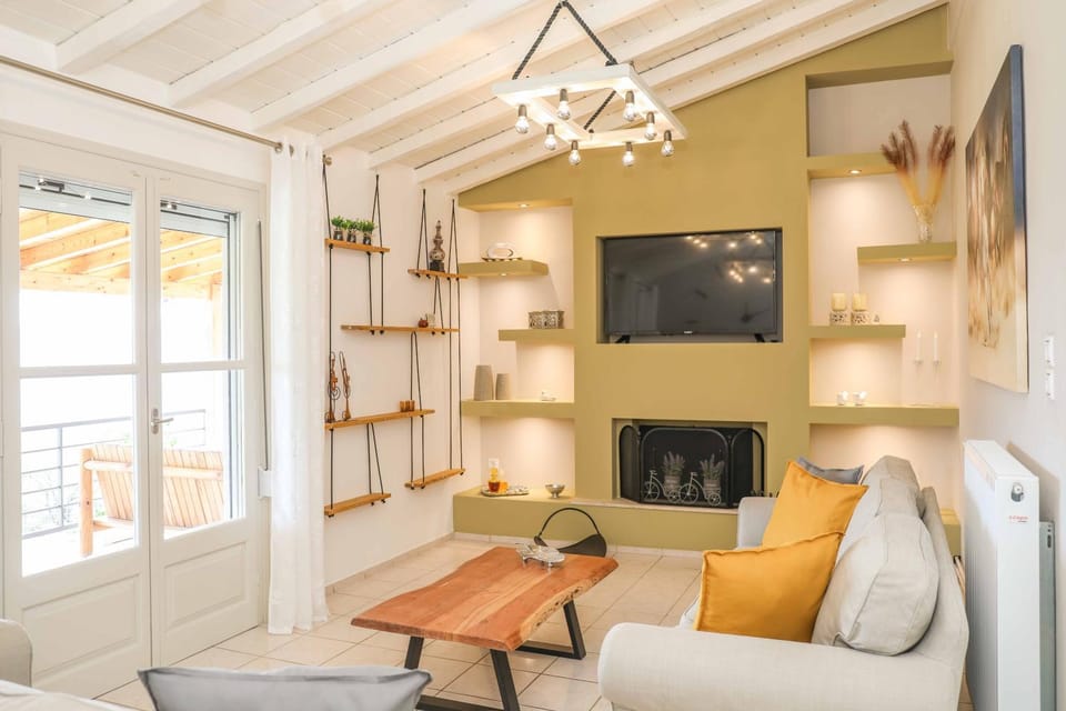 TV and multimedia, Living room, Seating area