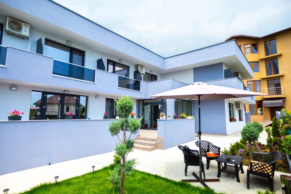Property building, Inner courtyard view