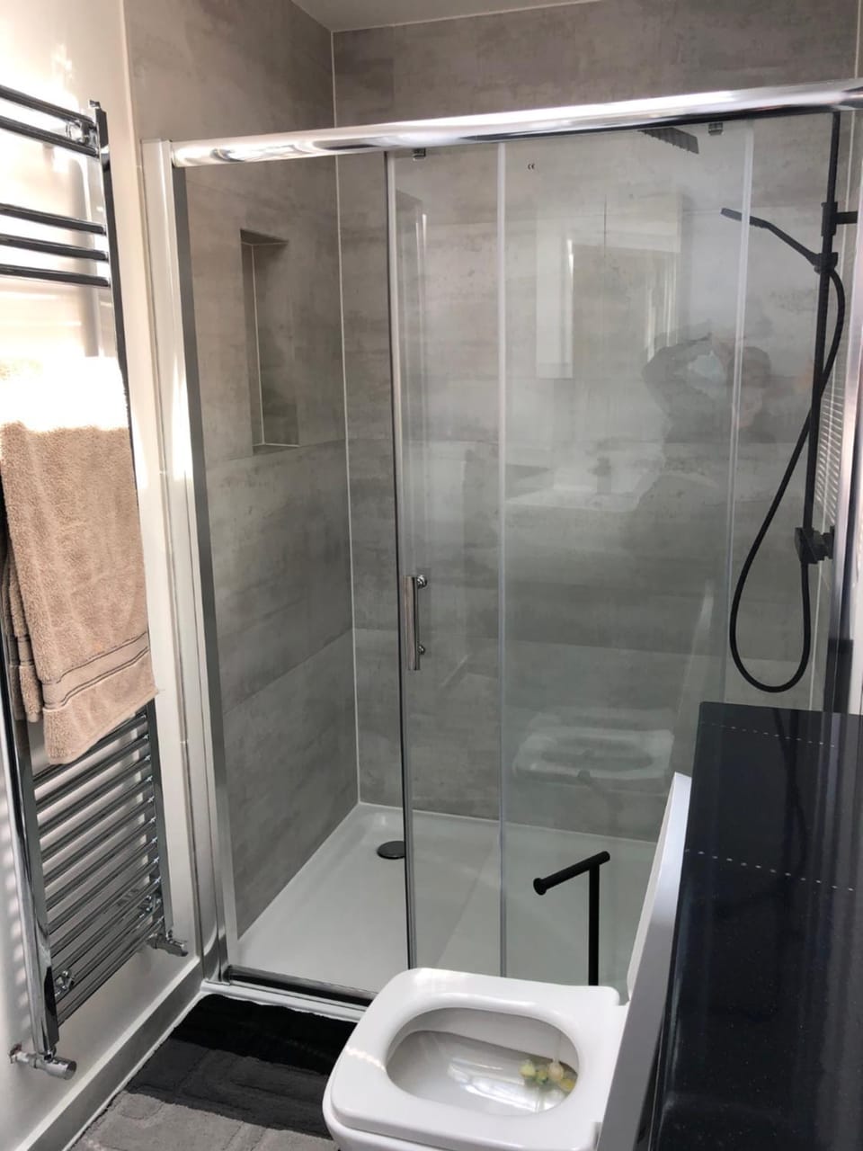 Shower, Toilet, Bathroom