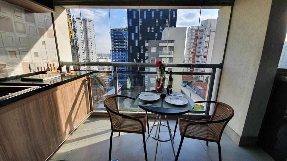 STUDIO VILA MADALENA 31M2 METRÔ WiFi 300MG SMART TV PISCINA CLIMATIZADA Apartment in Sao Paulo City