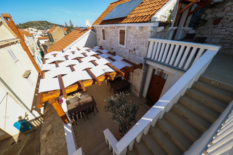 Balcony/Terrace, City view, Street view