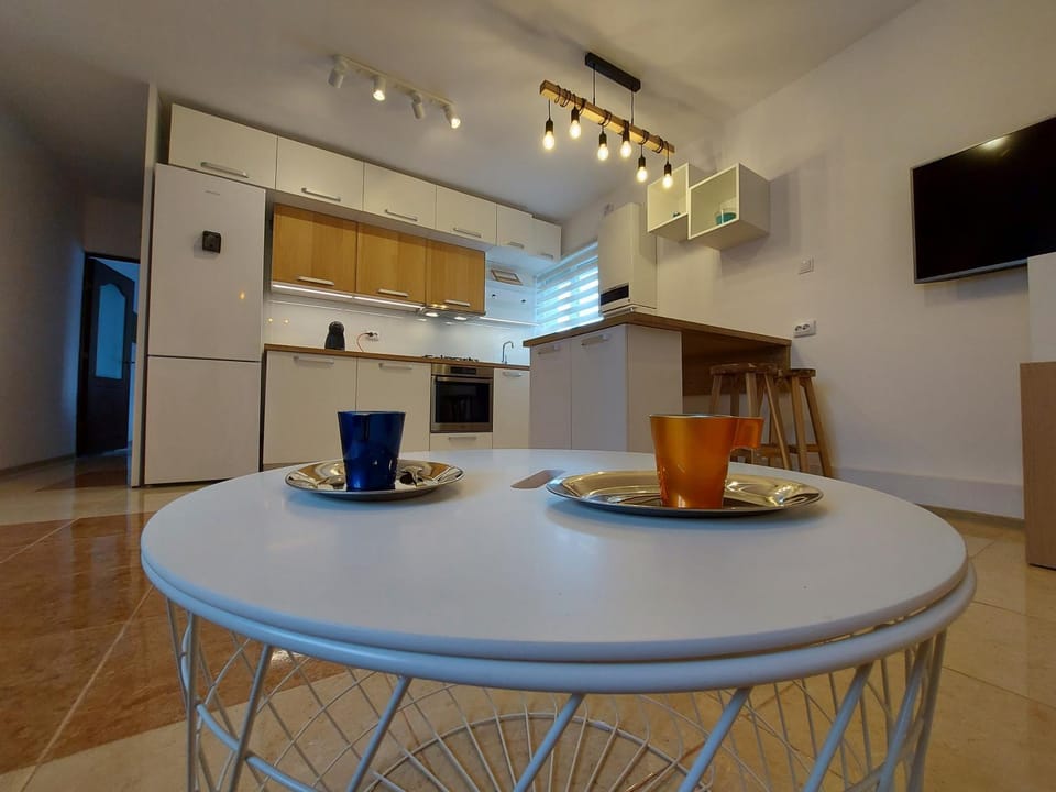 Coffee/tea facilities, Kitchen or kitchenette, Seating area, Dining area, minibar, pet friendly, stove