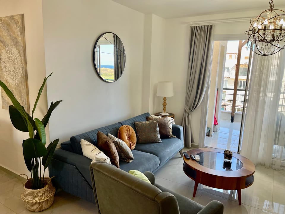View (from property/room), Living room, Seating area