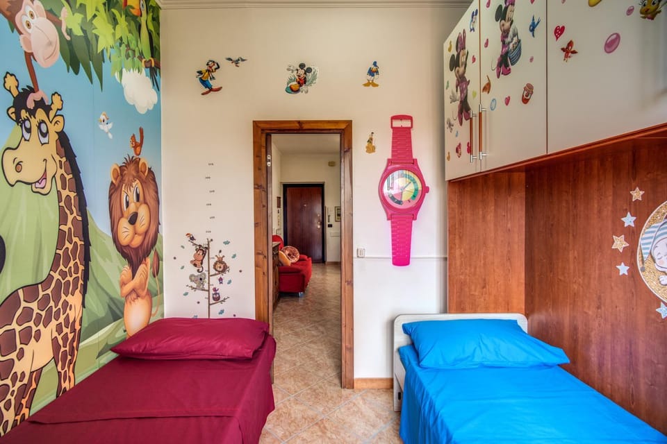 Bedroom, children