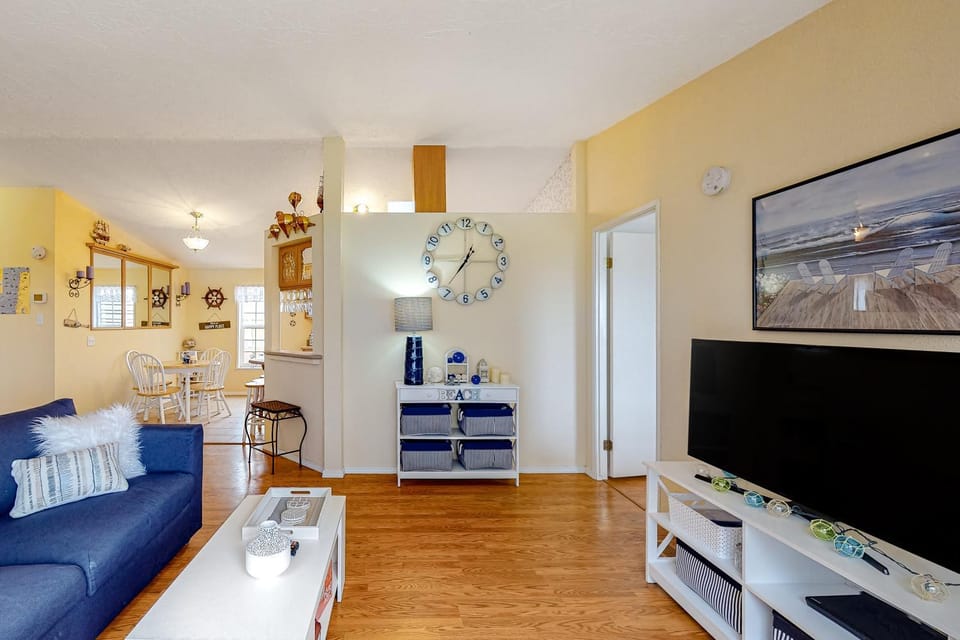 Lighthouse View House in Lincoln City