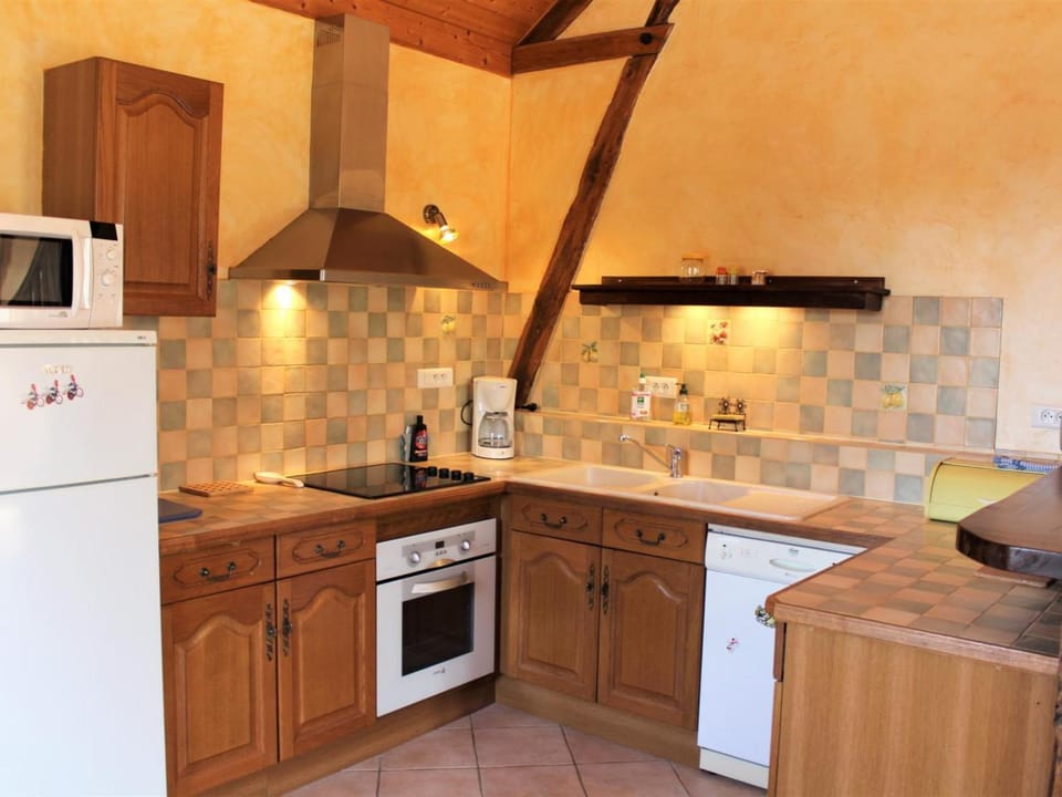 Maison de campagne avec wifi près de Thenon, 3 chambres - FR-1-616-138 House in Nouvelle-Aquitaine