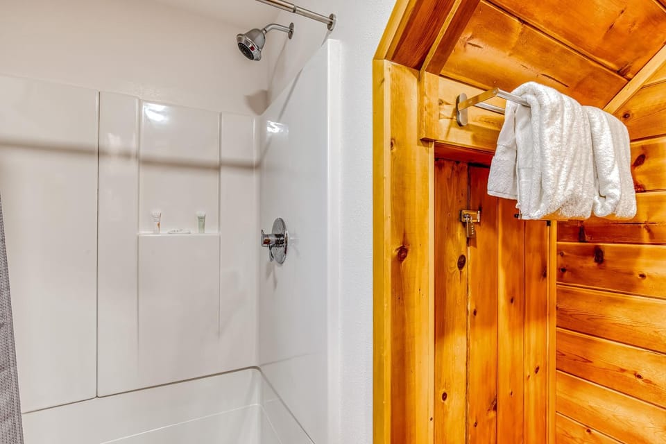 Sno-bird #8 House in Government Camp