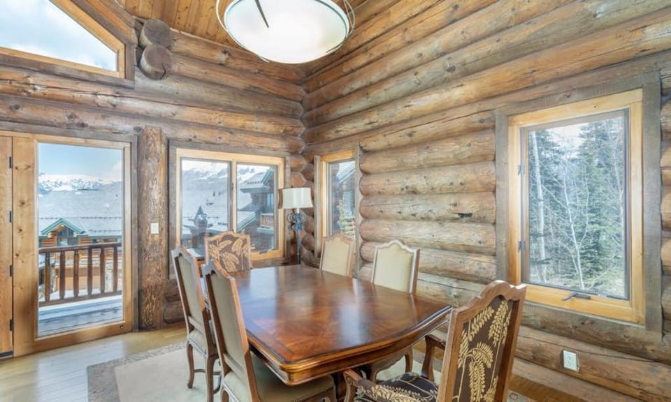 Lodges on Sundance 122 - Pine Palace Apartment in Mountain Village