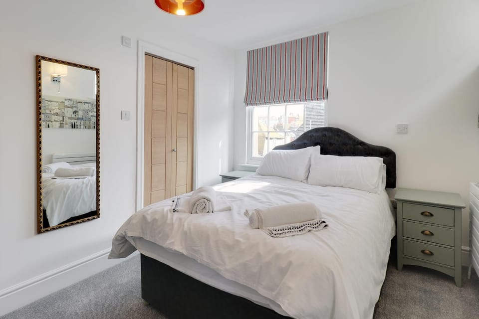 Master accommodation suite 6 Bed and Breakfast in Hastings