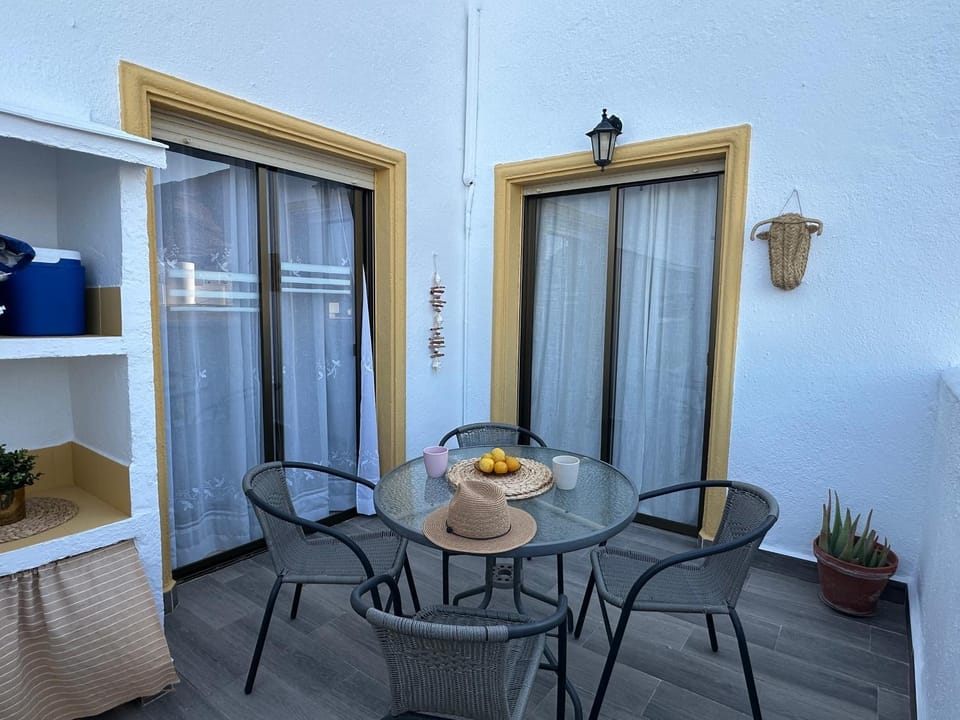 Ático con encanto en Cabo de Gata. A 100m de la playa. Apartment in Andalusia