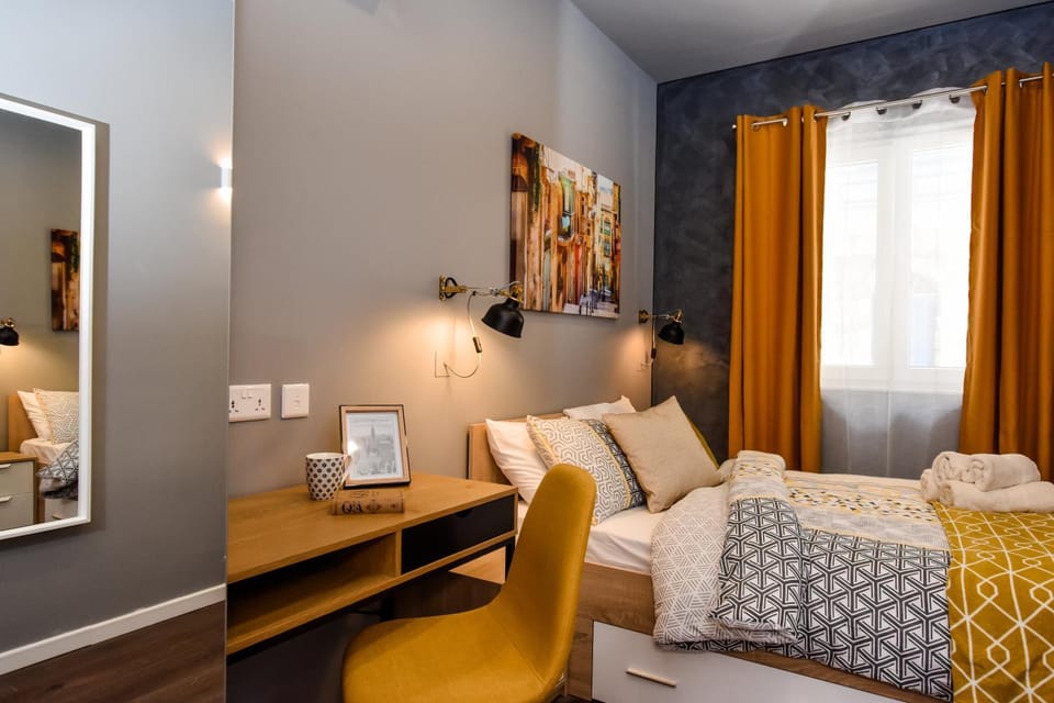 Living room, Photo of the whole room