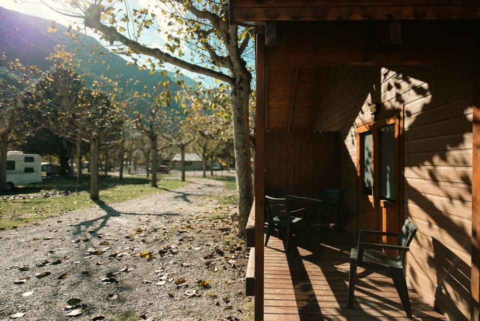 Apartaments i Bungalows Càmping L'Orri del Pallars Campground/ 
RV Resort in Pallars Jussà