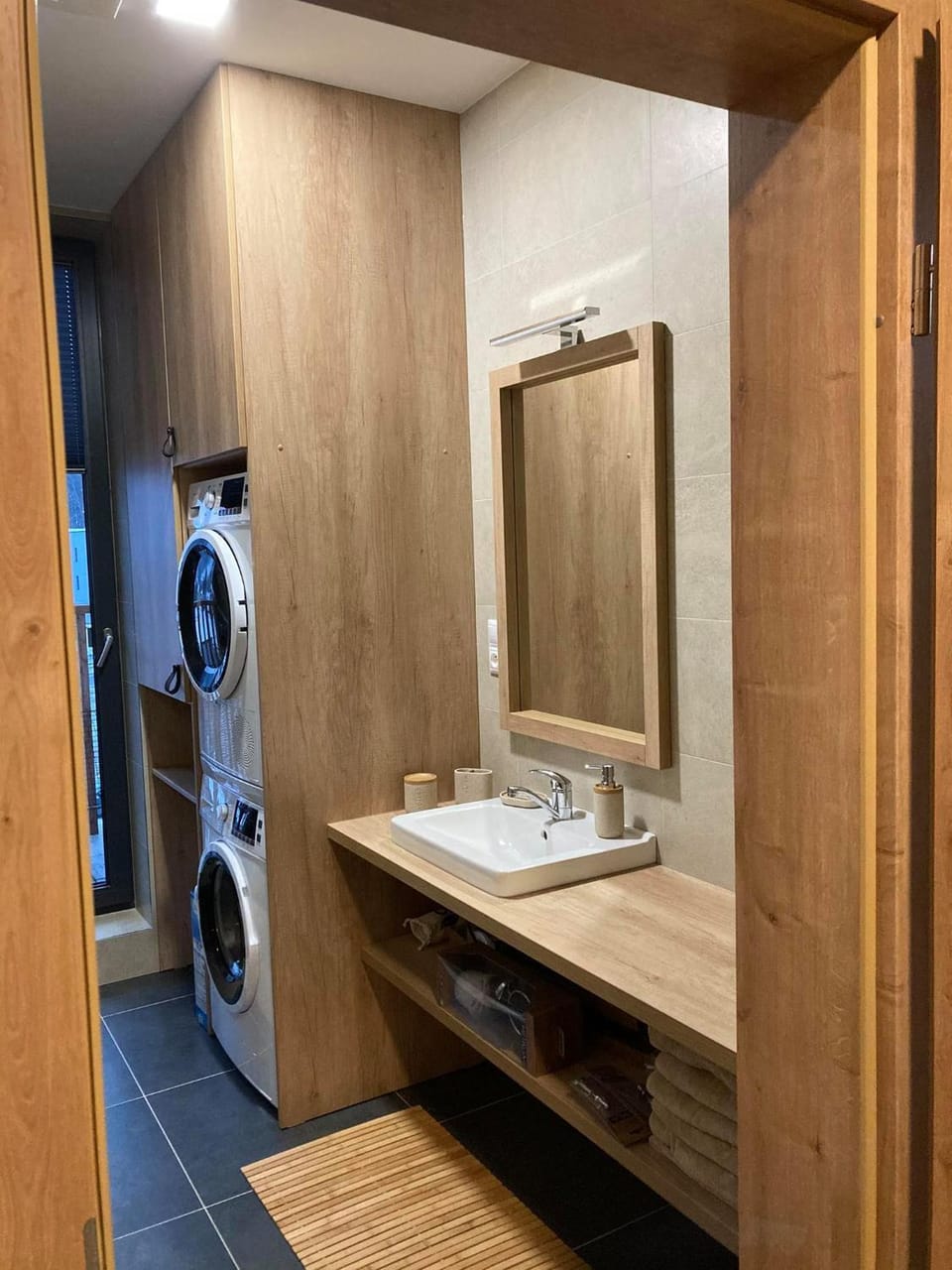 Apartmán T5 Herlíkovice Apartment in Lower Silesian Voivodeship