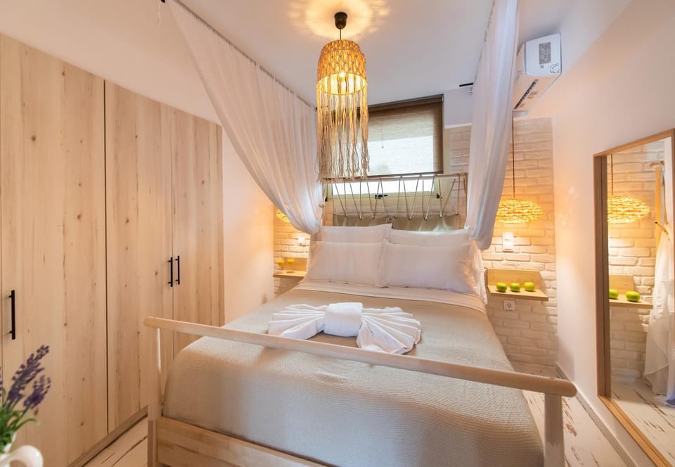 Decorative detail, Bedroom