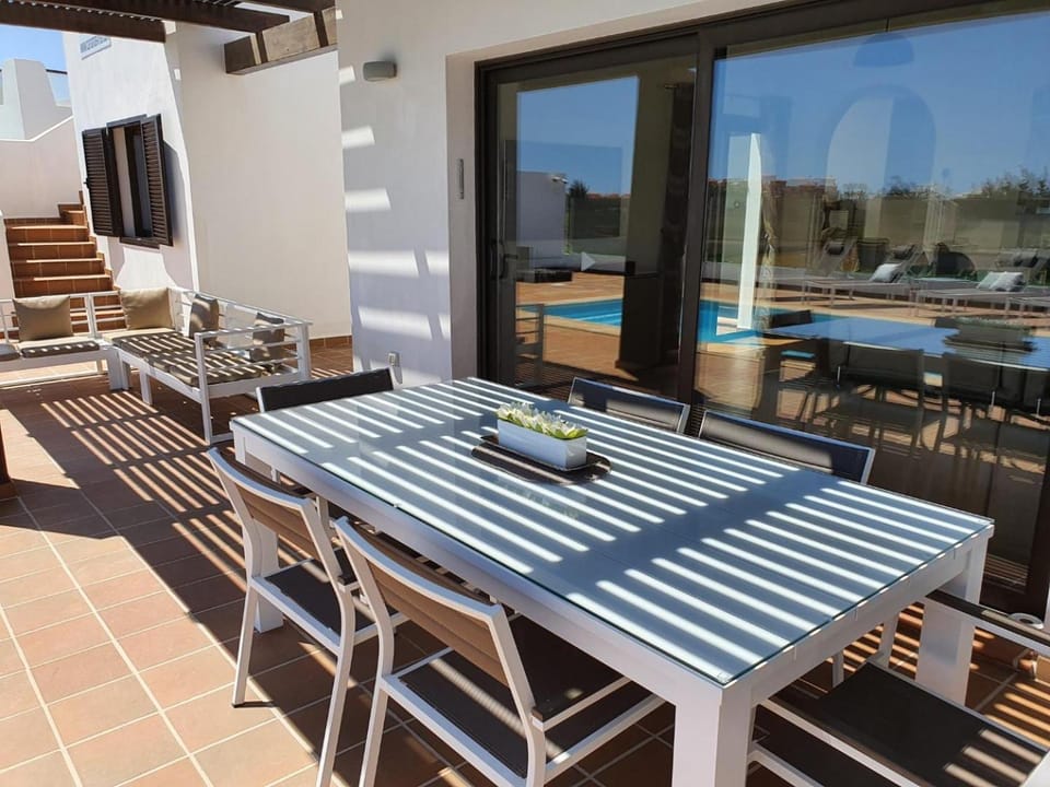 Patio, Seating area, Dining area