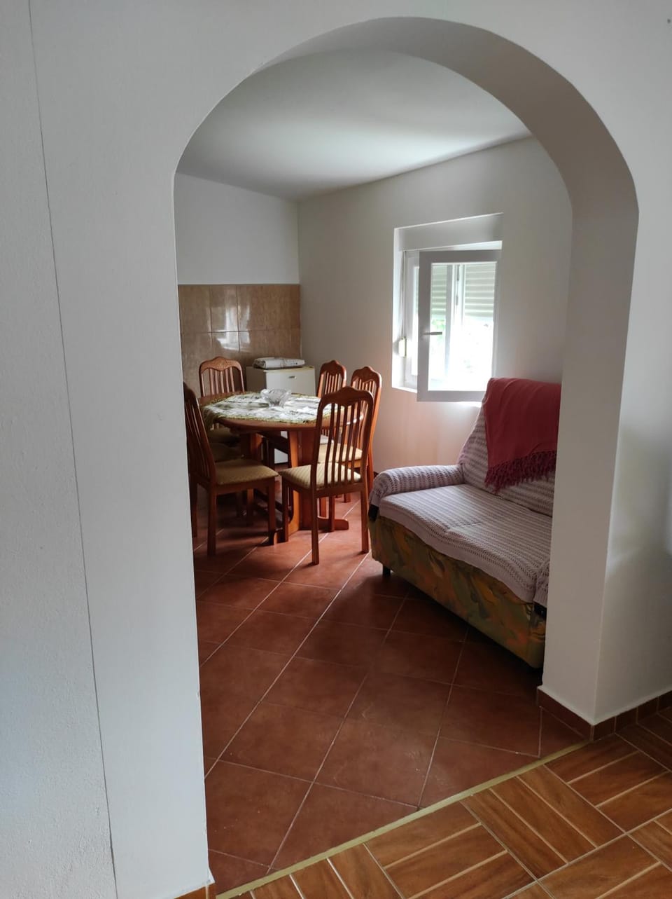 Seating area, Dining area