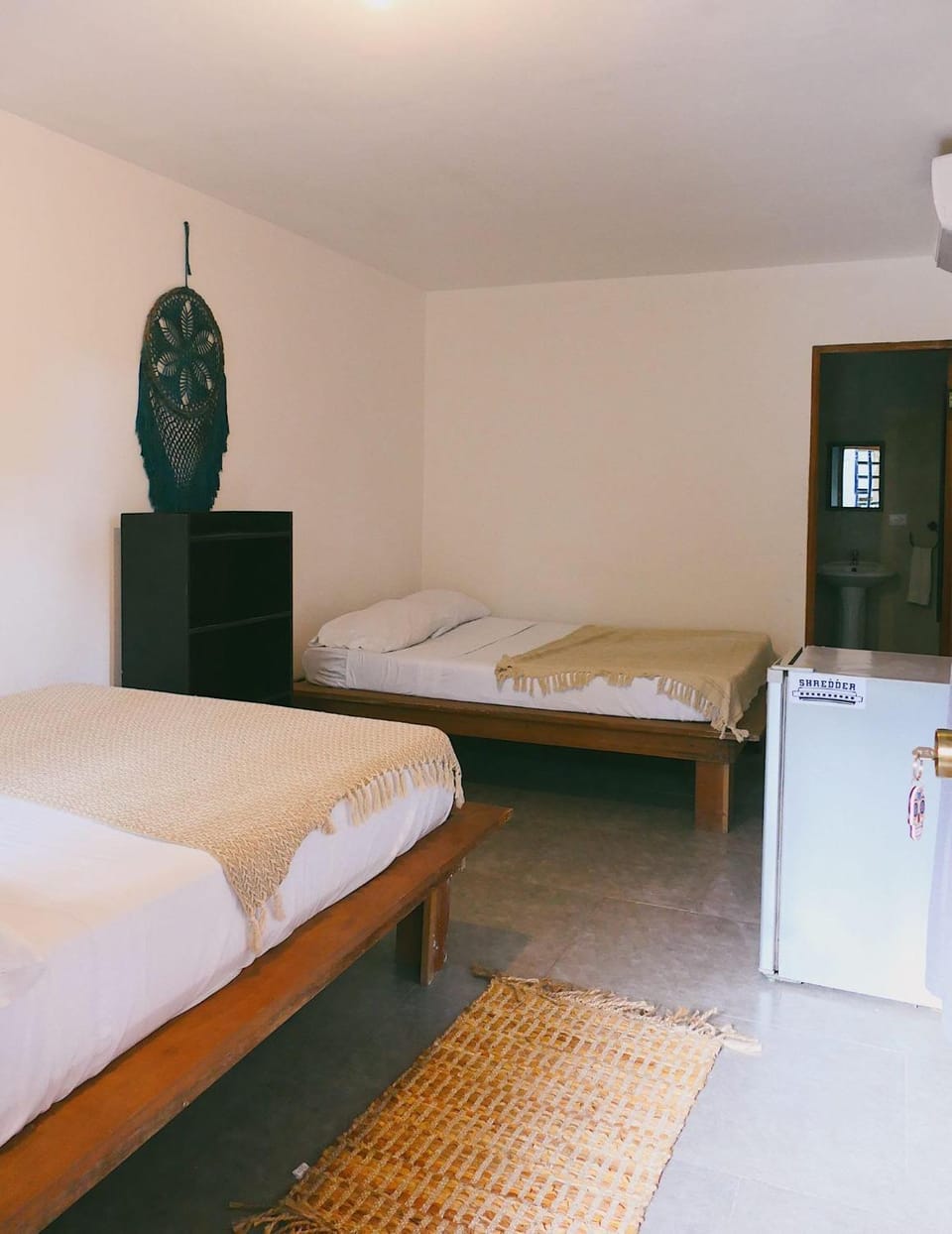 Cabinas Playa Surf Hostel Cabin in Santa Teresa Beach