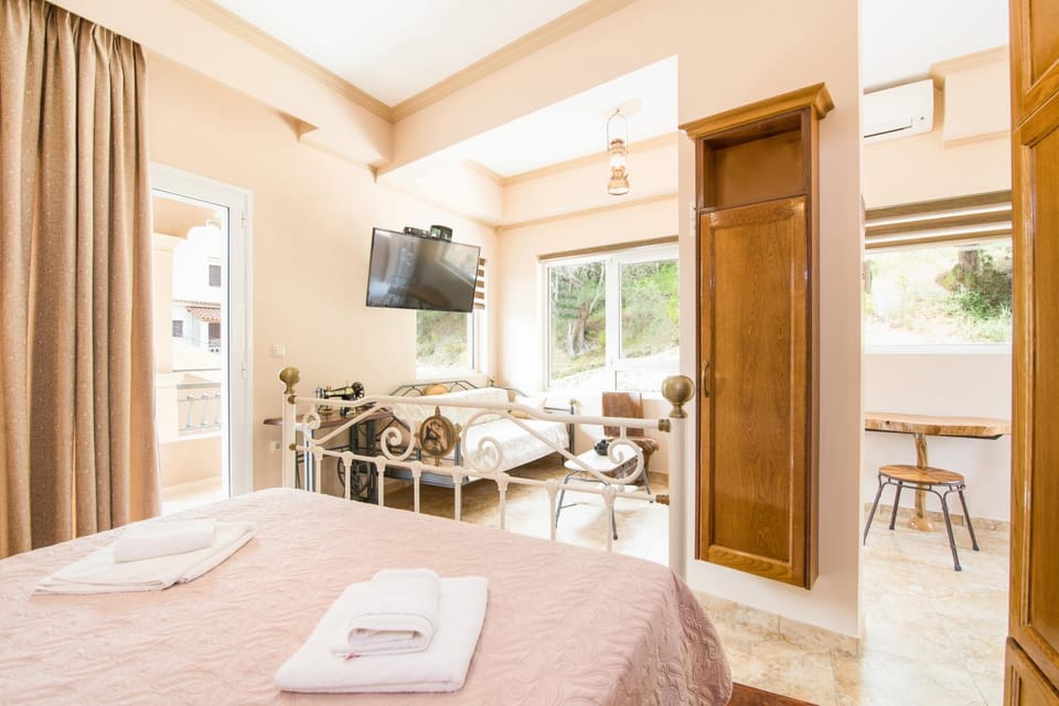 Kadith Studio - Agios Gordios Apartment in Corfu, Greece