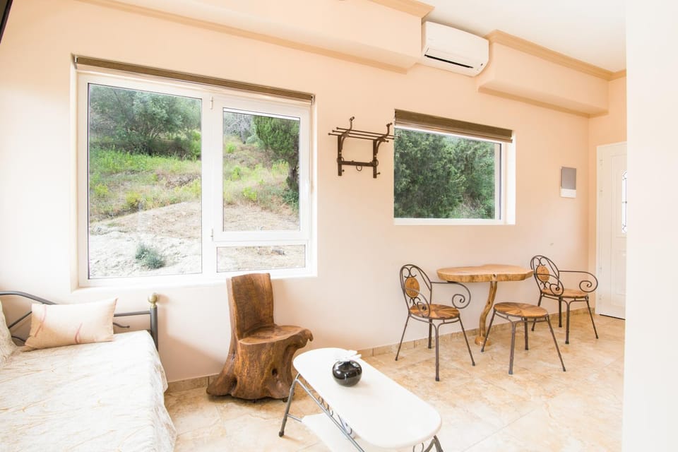 Kadith Studio - Agios Gordios Apartment in Corfu, Greece