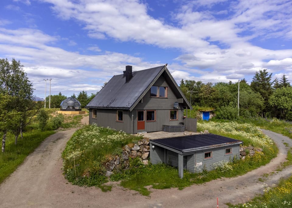 Property building, Natural landscape, Garden, Garden view