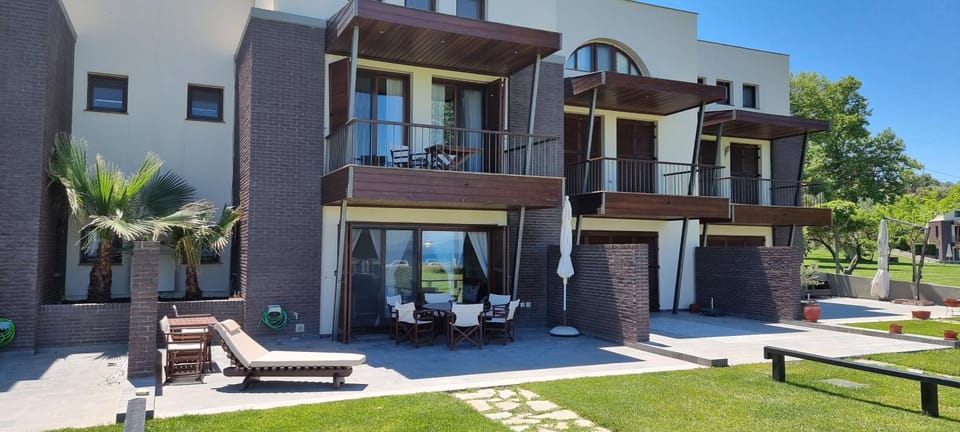 Sunrise Luxury Villa House in Halkidiki