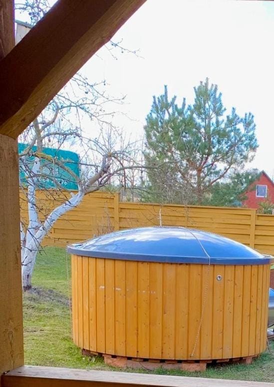 Hot Tub