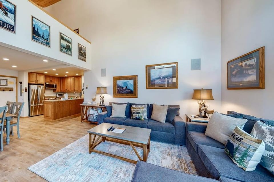 Summit 70 Apartment in Mammoth Lakes