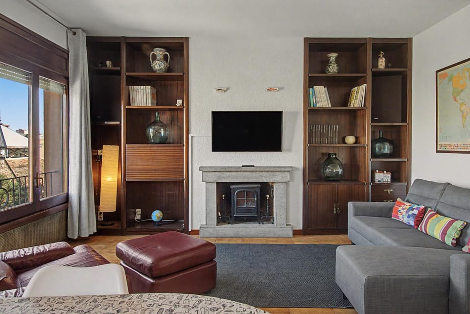 Property building, Living room