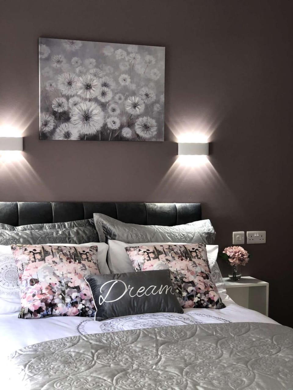 Atlantic Lodge, Main Street Ardara Bed and Breakfast in County Donegal