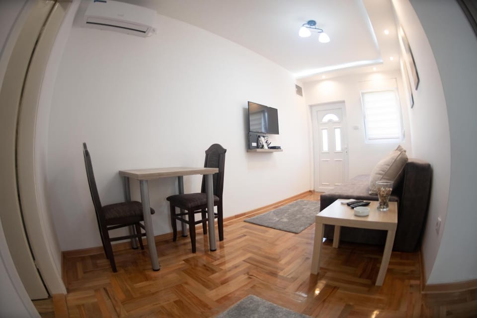 APARTMAN TEA 2 Apartment in Belgrade
