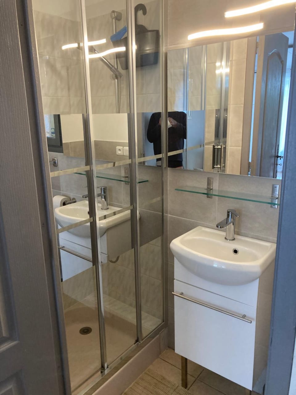 STUDIO PIED DANS L EAU Apartment in La Londe-les-Maures