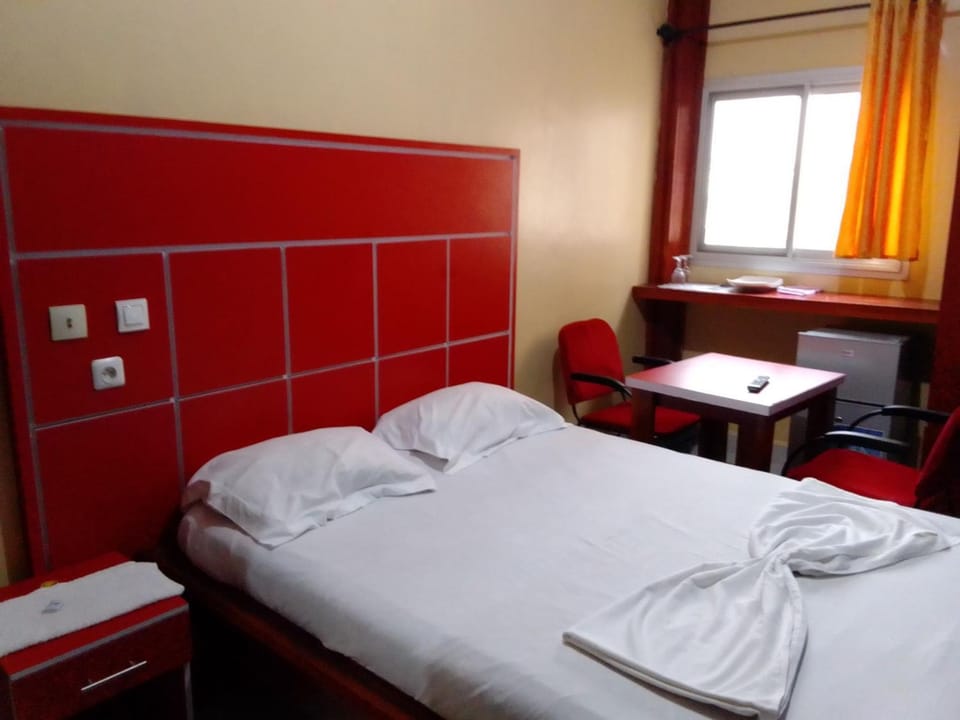 Bed, Photo of the whole room