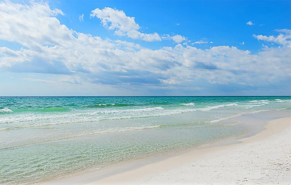 Topsail Village 211- Sandy Feet Retreat House in South Walton County
