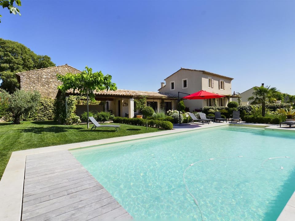 Villa rénovée à Eygalières avec piscine chauffée - FR-1-599-19 House in Provence-Alpes-Côte d'Azur