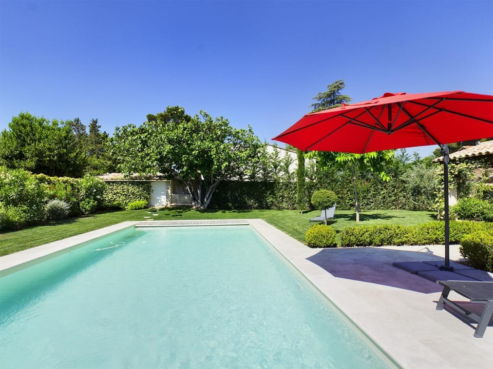 Villa rénovée à Eygalières avec piscine chauffée - FR-1-599-19 House in Provence-Alpes-Côte d'Azur