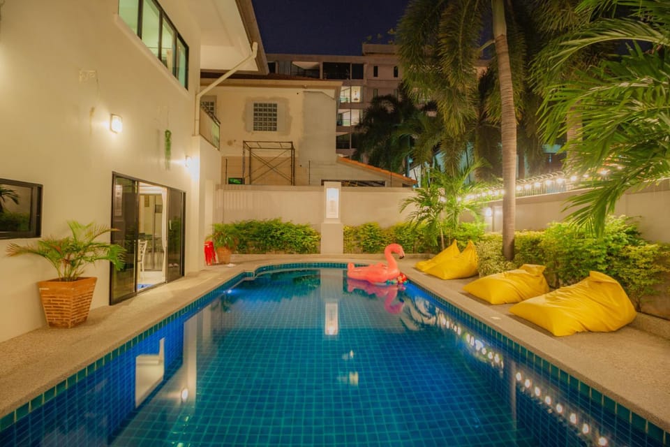 Swimming pool