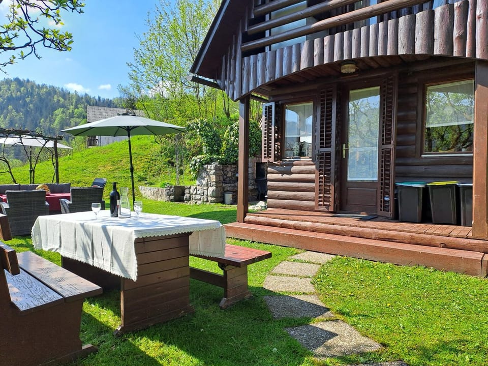 Wooden cabin with a view Cabin in Slovenia
