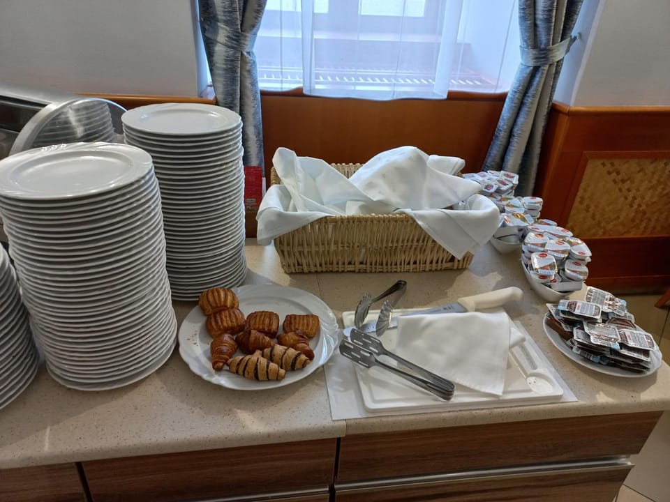 Buffet breakfast