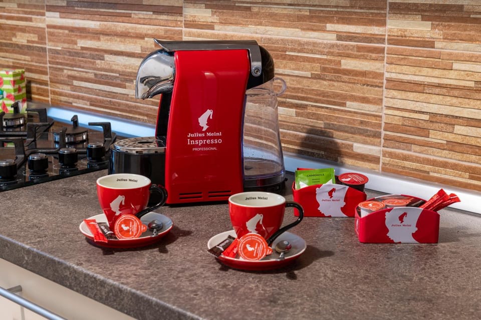 Coffee/tea facilities
