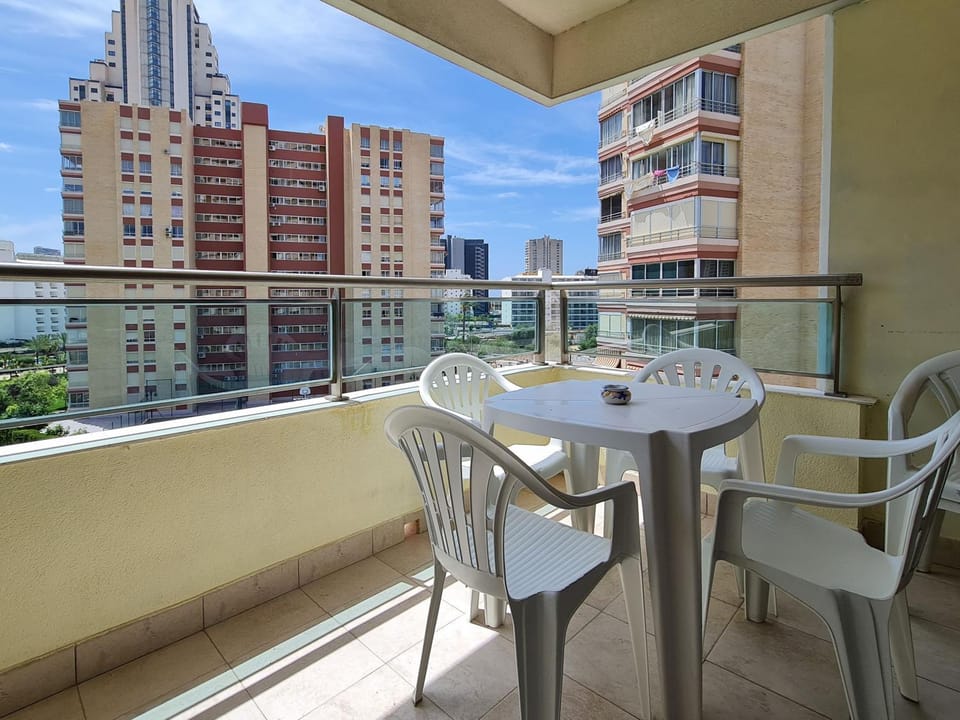 Balcony/Terrace, City view