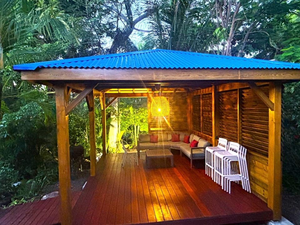 BBQ facilities, Garden