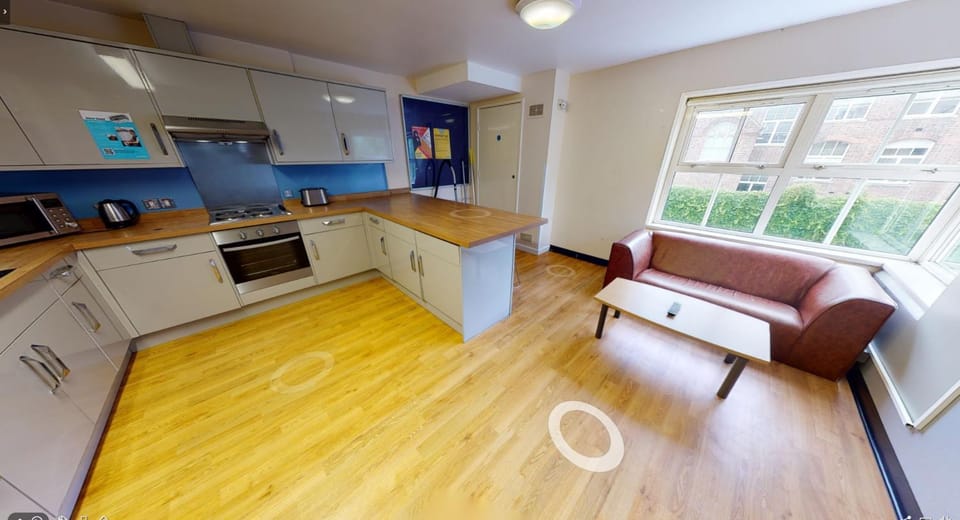 Kitchen or kitchenette, Living room, Seating area, Dining area, Communal kitchen