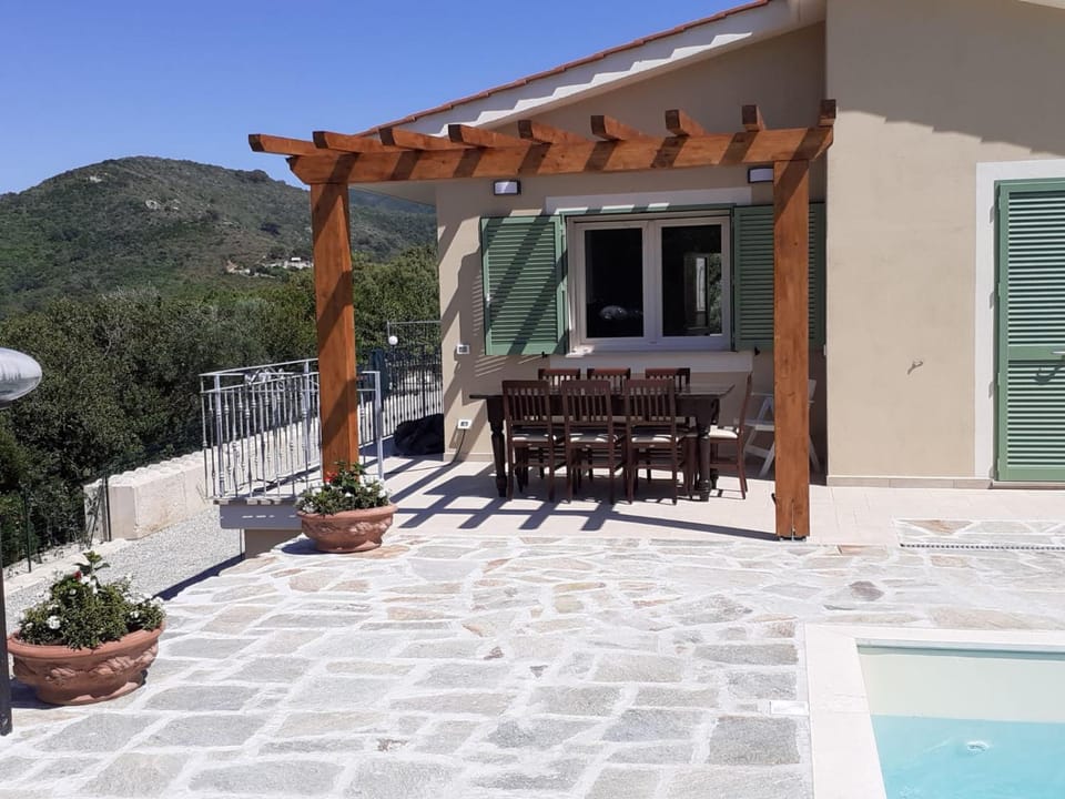 VILLETTA SANTA LUCIA Villa in Campo nell'Elba