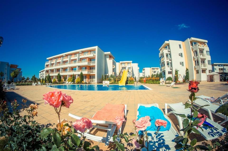 Nessebar Fort Club - Prestige Apartments Apartment in Sunny Beach