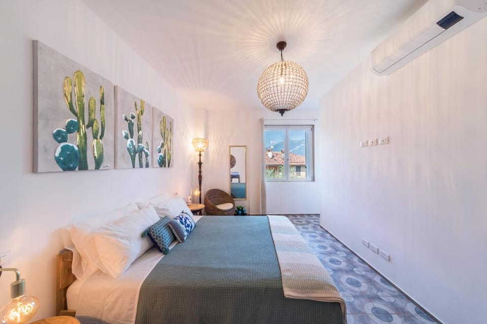 Property building, Living room, Bedroom