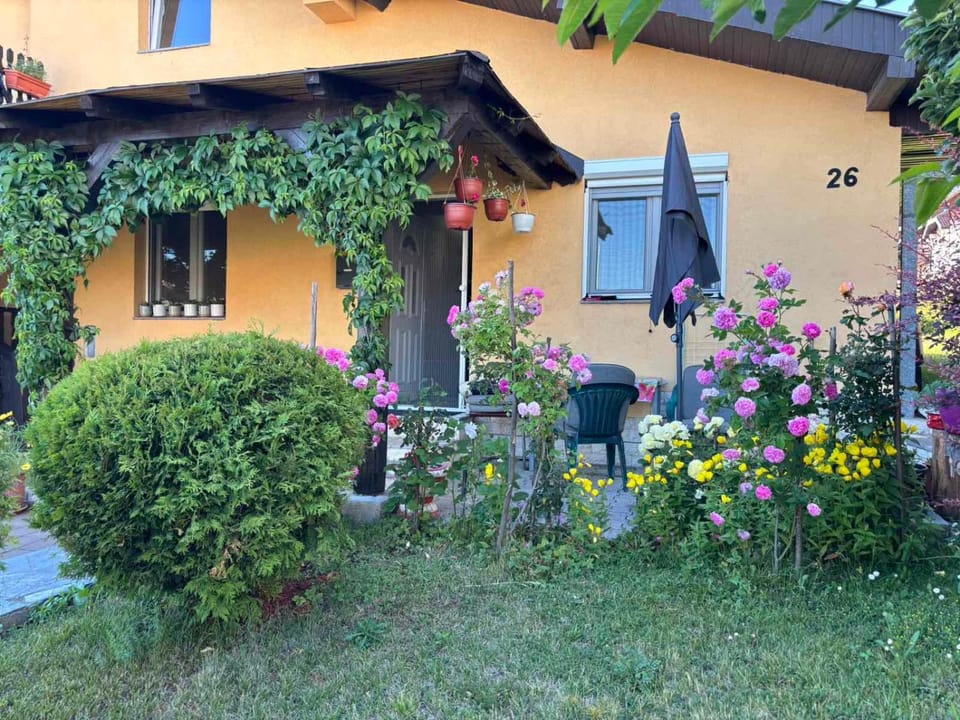 Apartmani Rada Vacation rental in Zlatibor